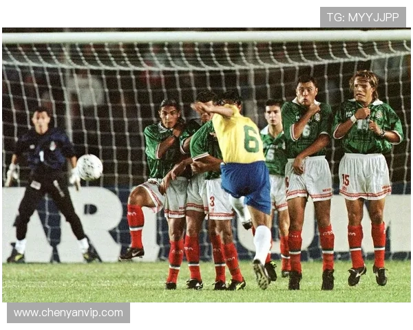 荷兰与墨西哥足球交战历史回顾与精彩瞬间分析